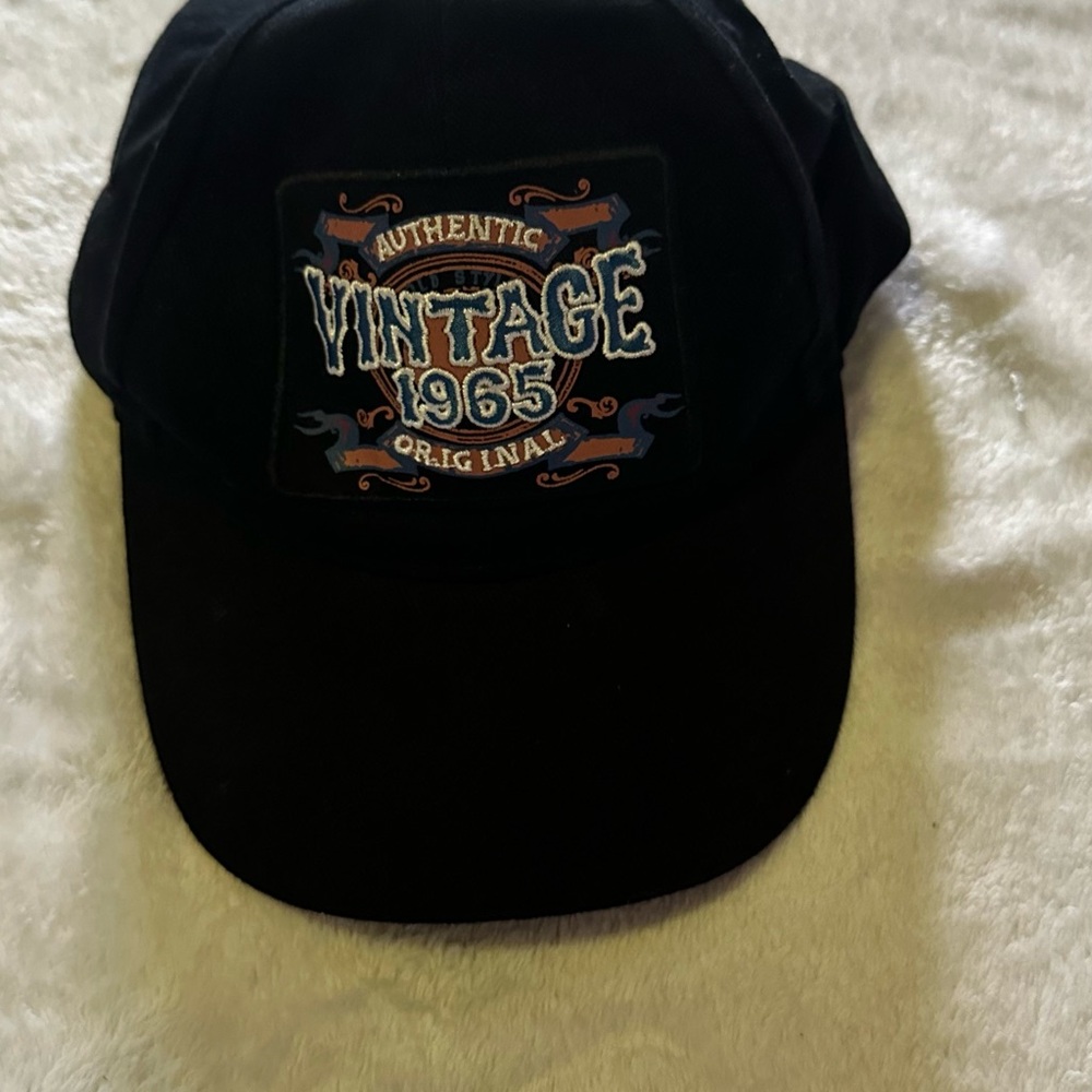 Vintage 1965 Black Cap